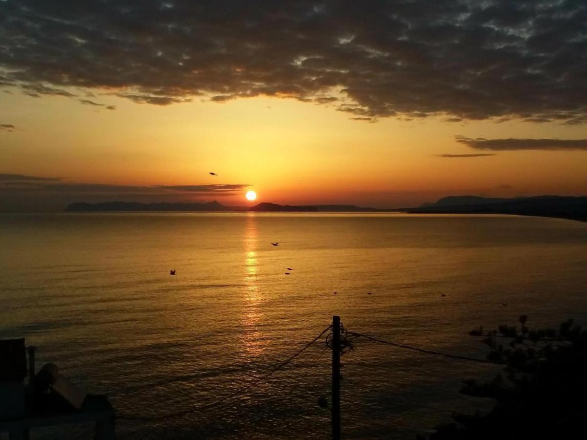 Seaview Apartment Sunrise Near To Falassarna Beach Kolymvári Eksteriør bilde